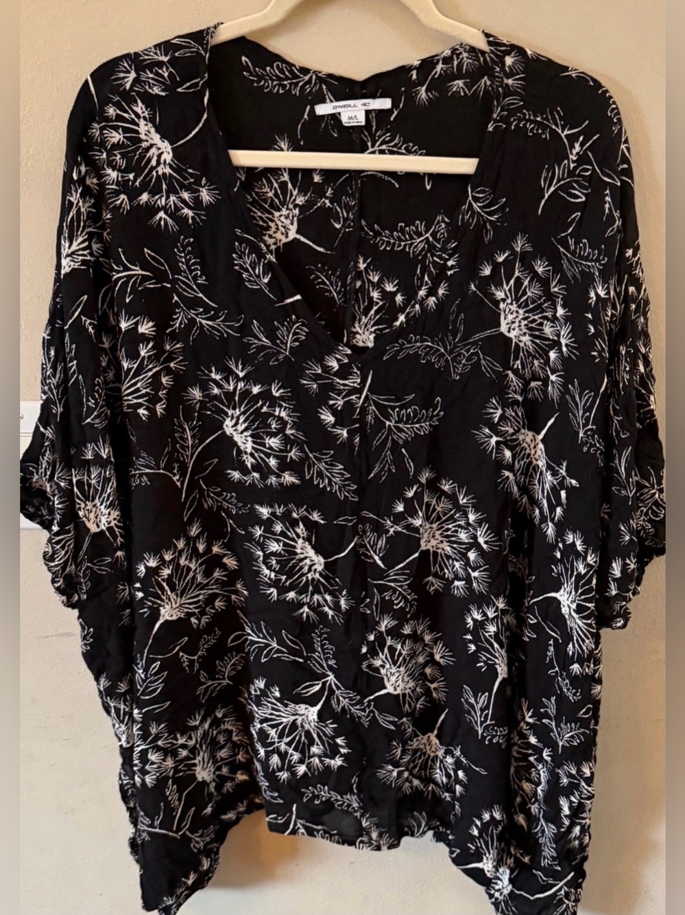 O’Neill oversized swim coverup size m/l